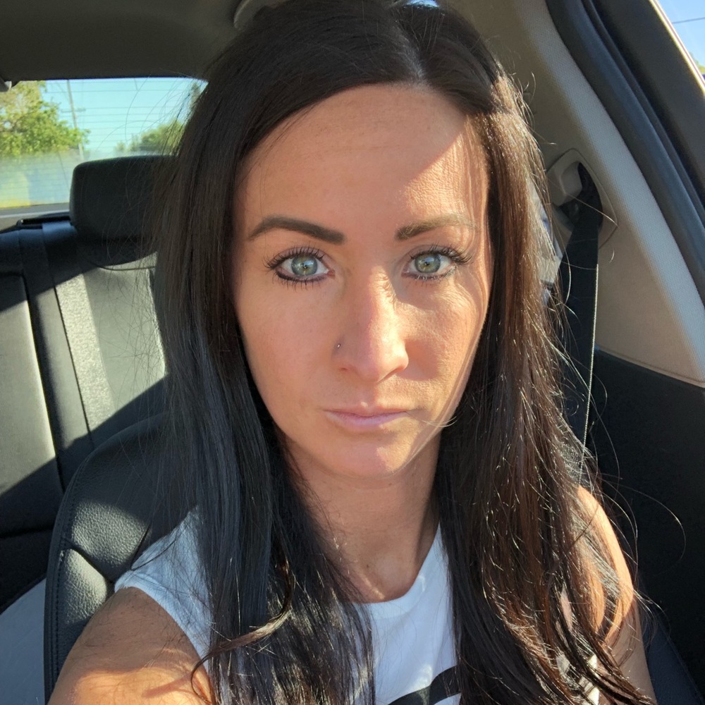 Meet your Posher, Samantha